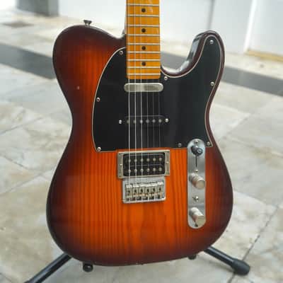 Fender Modern Player Telecaster Plus in Honey Burst (2014) image 5