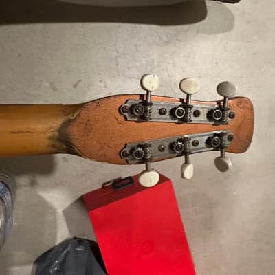 Silvertone U-1 Copper Guitar with case. image 9