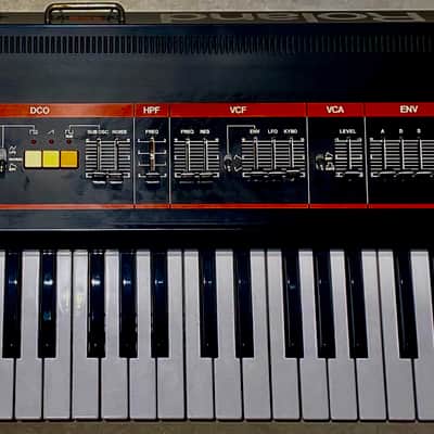 Roland Juno-60 61-Key Polyphonic Synthesizer 1982 - 1984 - Black