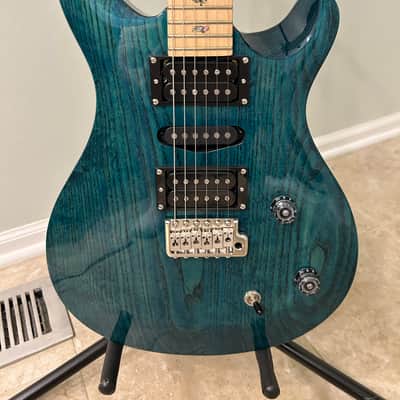 PRS SE Swamp Ash Special 2023 - Present - Iri Blue image 2