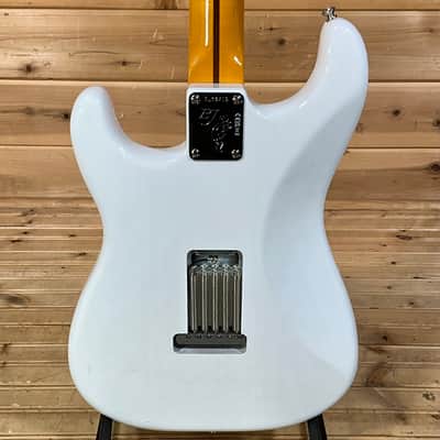 Fender Eric Johnson Stratocaster Electric Guitar - White Blonde image 4