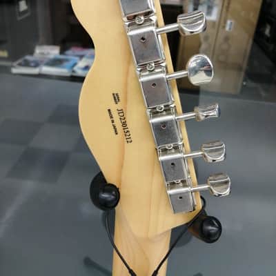 FENDER HYBRID II TELECASTER Electric Guitar - Versatile image 5