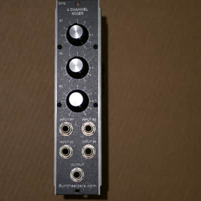 Synthesizers.com Q112 4-Channel Mixer Module 2010s - Black image 1
