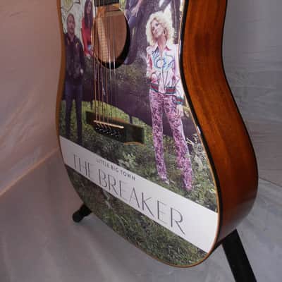 Epiphone Little Big Town Promotional Autographed Guitar, Excellent! Bild 4