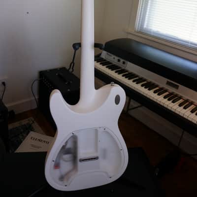 Aristides T/0r 2021 - White image 6