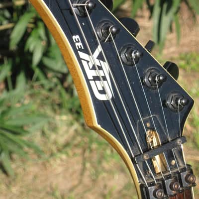 GTX 33 George Lynch Tiger electric guitar with Roadrunner Hard case NICE!! image 9