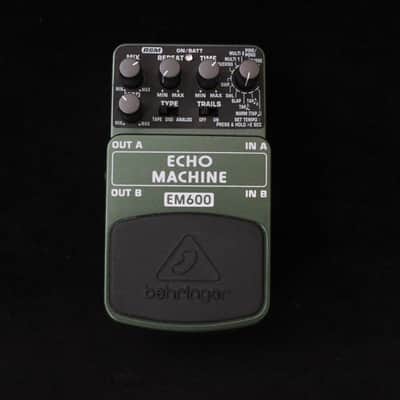Behringer EM600 Echo Machine. Boxed image 2