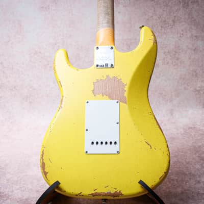 FENDER USA Custom Shop Ltd '67 Reissue Stratocaster Relic "Graffiti Yellow" (2023) image 15