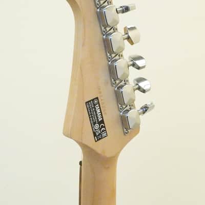 Yamaha PAC012 Pacifica Electric Guitar Metallic Blue image 10