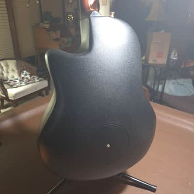 Ovation 2002-AC Collector's Series 2002 - African Cherry #158 w/OP40 Preamp and hard case image 3