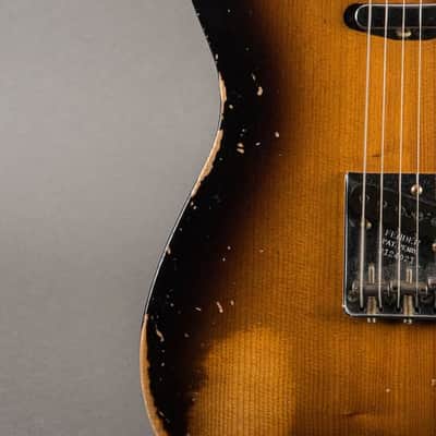 Fender Double Esquire Relic 2022, Custom Shop Limited Roasted Pine, Sunburst image 4
