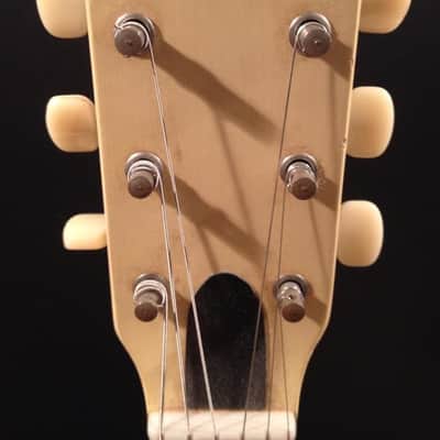 Vintage 1961 Supro image 6
