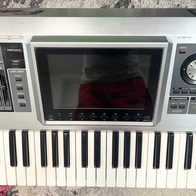 Roland Fantom-G6 61-Key Workstation Keyboard 2008 - 2012 - Silver image 8