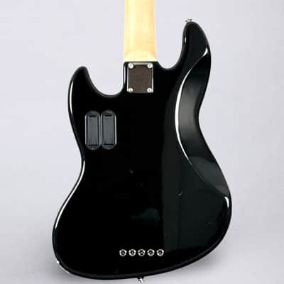 Sire Marcus Miller V7 5-String Bass - Black image 11