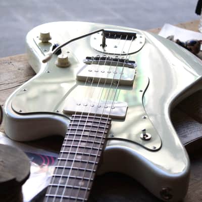 SUHR "LIMITED Classic JM Antique Funk, Olympic White" GIGBAG, PAPERS, 3, 63 KG image 3