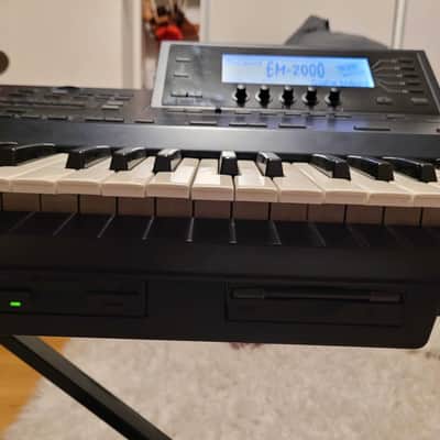 Roland EM 2000 Creative keyboard image 5