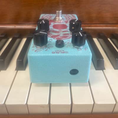 Walrus Audio Deep Six Compressor V1 2012 - 2018 - Blue / Red Diver image 4