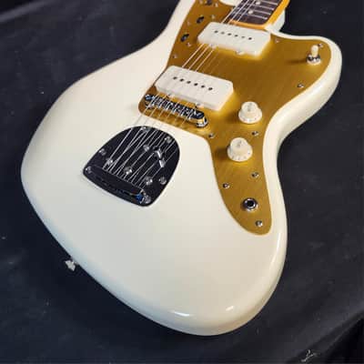 Mint Squier J Mascis Jazzmaster, Laurel Fingerboard, Vintage White 2025 image 5