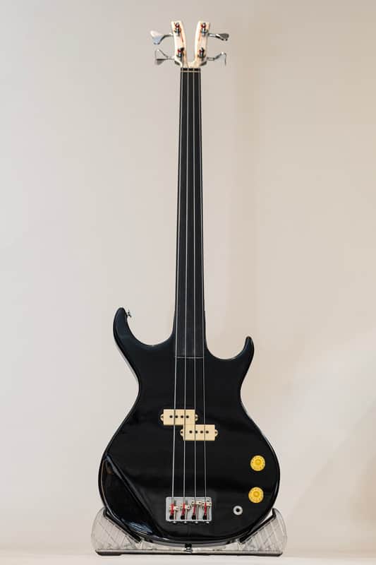 Kramer XKB-20 1980 - Black image 1