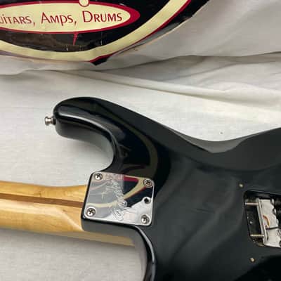 Fender American Standard Stratocaster Guitar 1993 - Black / Maple neck image 20