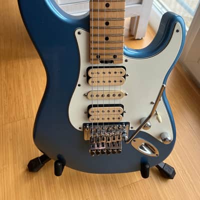 Jackson/Charvel Masterbuilt SoCal HSH FR Lake Placid Blue - Lake Placid Blue image 4