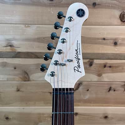 Yamaha PACS+11S Pacifica SC Standard Plus Electric Guitar - Shell White image 3