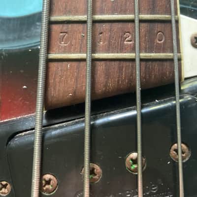 Mosrite Bass 1966 - Ventures style - Sunburst image 17