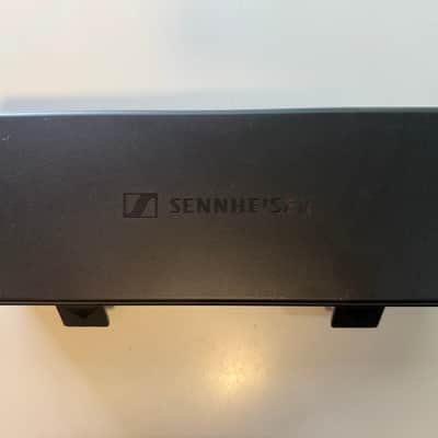 Sennheiser MD 421 Cardioid Dynamic Microphone 2002 - Present - Black image 2