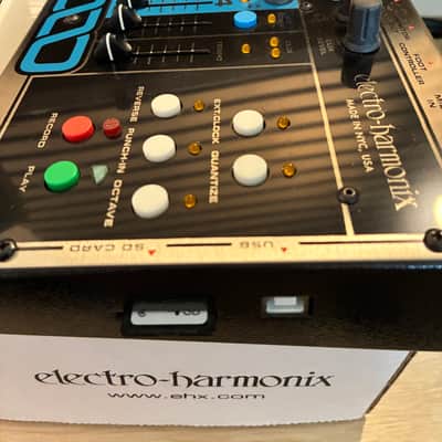 Electro-Harmonix 45000 Stereo Multi-Track Looper with Foot Controller 2013 - Present - Silver / Black image 4