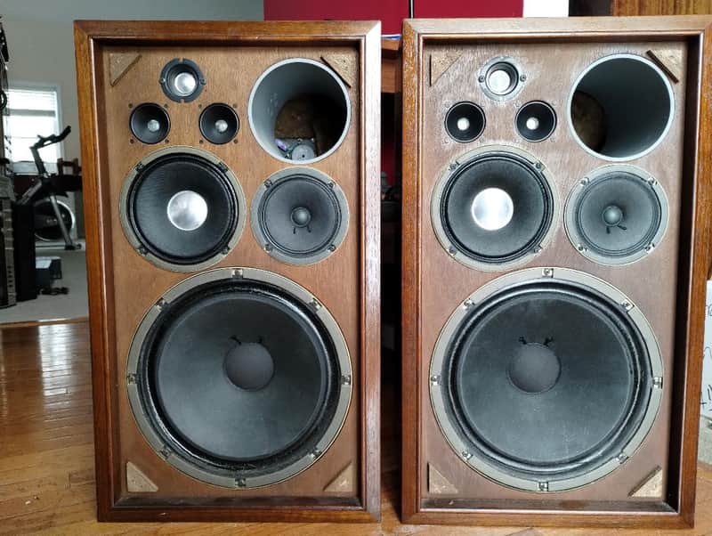 Sansui SP2000 speakers in very good condition - 1970's image 1