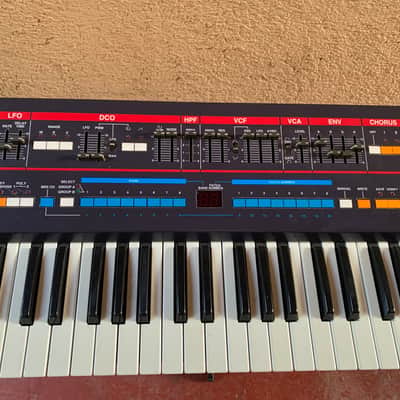 Roland Juno-106 61-Key Programmable Polyphonic Synthesizer image 4