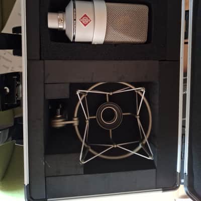 Neumann TLM 103 Two yrs old - Silver satin image 2