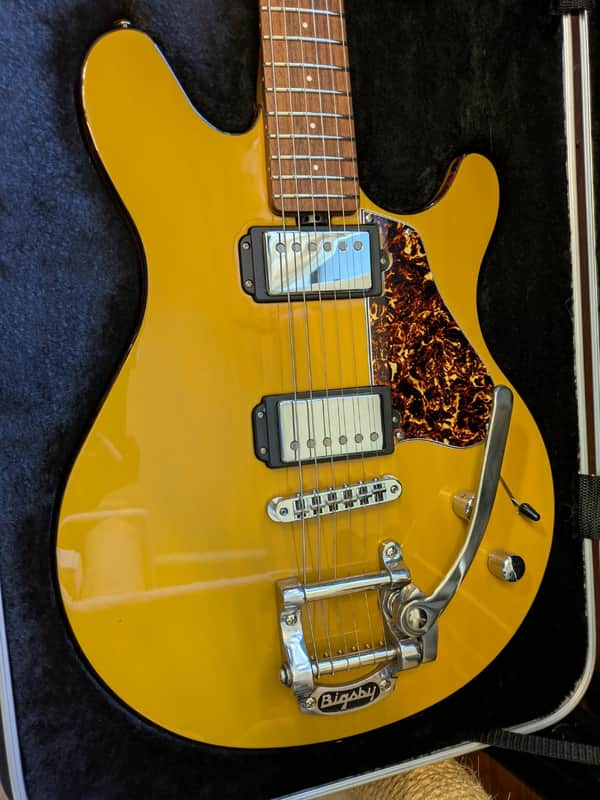 Ernie Ball Music Man BFR Valentine 2022 - Carmelo image 1