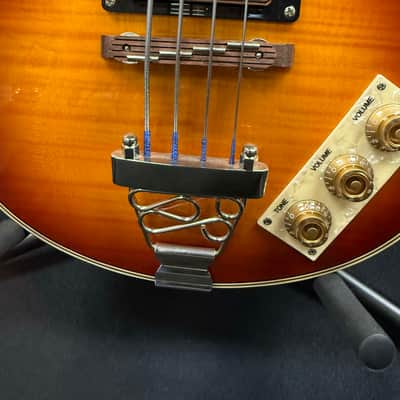 Epiphone Viola Bass with Rosewood Fretboard 1995 - 2020 - Vintage Sunburst image 3