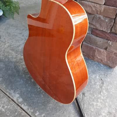 USA Larrivee LV-05 MH Mahogany Top A/E image 4