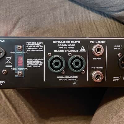 Peavey MiniMAX V2 600W Lightweight Bass Head Amp image 2