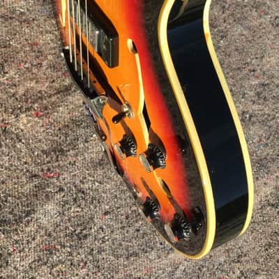 VOX VG4 1968 - Sunburst Semiacustic Bass 2 Pickups image 5