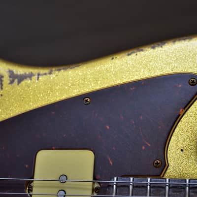 American Fender Jazzmaster Relic  Custom  Nitro Gold Sparkle G&G Case image 3