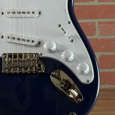 PRS SE Silver Sky Rosewood Fingerboard Electric Guitar - Trad Blue image 4
