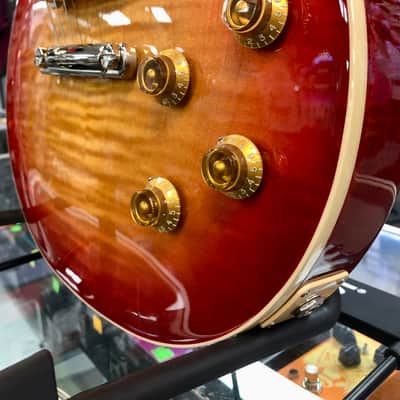 Gibson Les Paul Standard 50’s, Heritage Cherry Sunburst with Case 2023 image 9