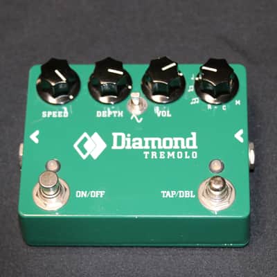 Diamond Tremolo 2000s - Green image 2