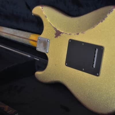 American Fender Stratocaster Relic Custom Gold Sparkle HSS Texas Specials image 25