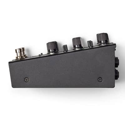 Gamechanger Audio AUTO DELAY Pitch and Dynamics Responsive Delay Pedal image 8