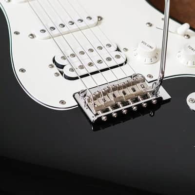 Fender Stratocaster HSS 2019 | Black image 4