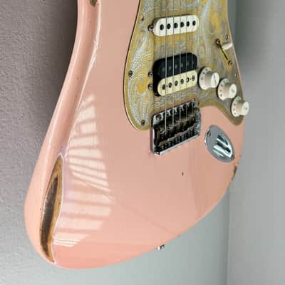Fender Custom Shop Limited Edition Tyler Bryant “Pinky” Stratocaster Relic image 4