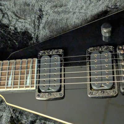 Ibanez  VBT700 2007 - Black/ white binding ...Rare image 4