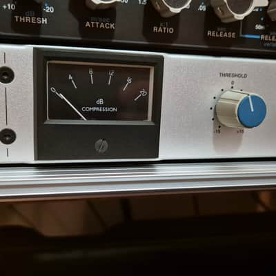 Solid State Logic XLogic G Series Stereo Compressor image 3