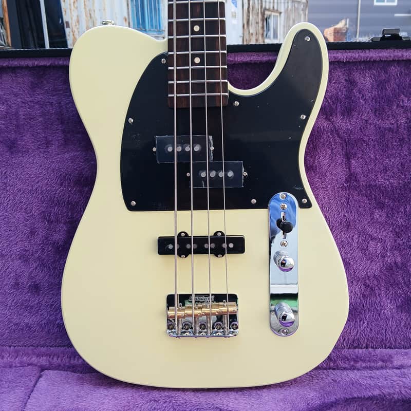 Clip TBS-4 Bass Guitar Short Scale Telebass Aged Vanilla image 1