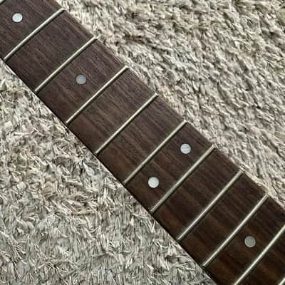 Tobacco Burst 4 String Violin Bass Body with Tiger Maple Top, Rosewood Fretboard Neck image 7