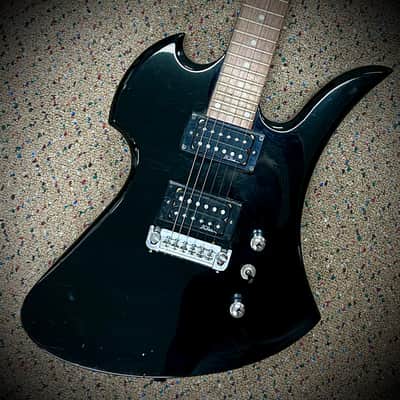 B.C. Rich Mockingbird - Black image 2